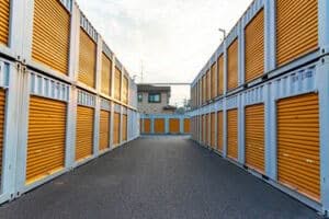 foto di box per depositi temporanei